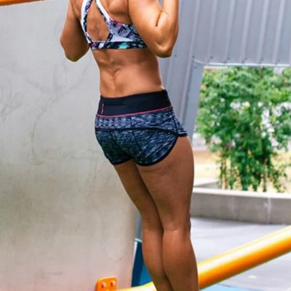 🐰Lululemon Speed Short in Dramatic Static - Picture 2 of 15